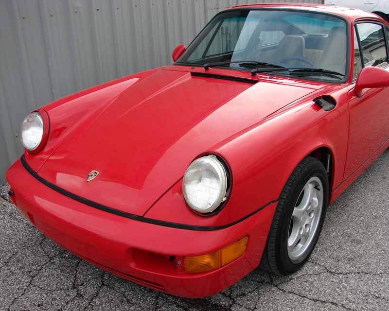 Repaired vintage Porsche with full auto body work done at Diamond Collision Services Inc.